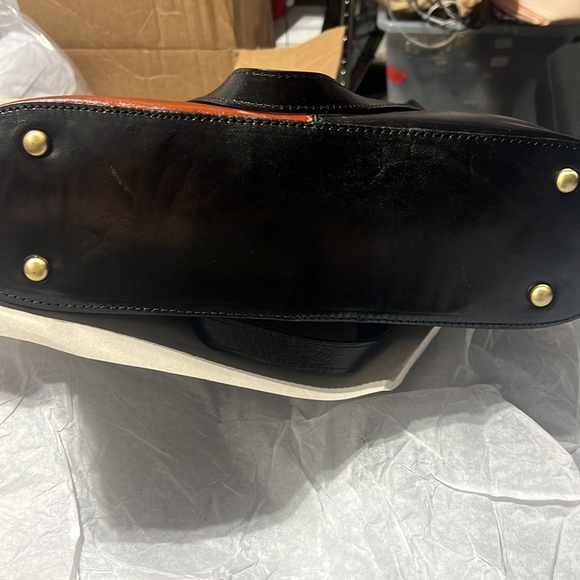 LAST ONE NWT Patricia Nash Genuine Leather Colorblock Tote NWT - Picture 7 of 8